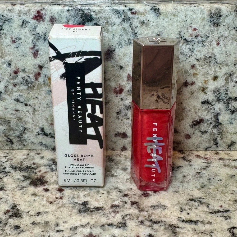 Fenty Hot Cherry Gloss Bomb Heat